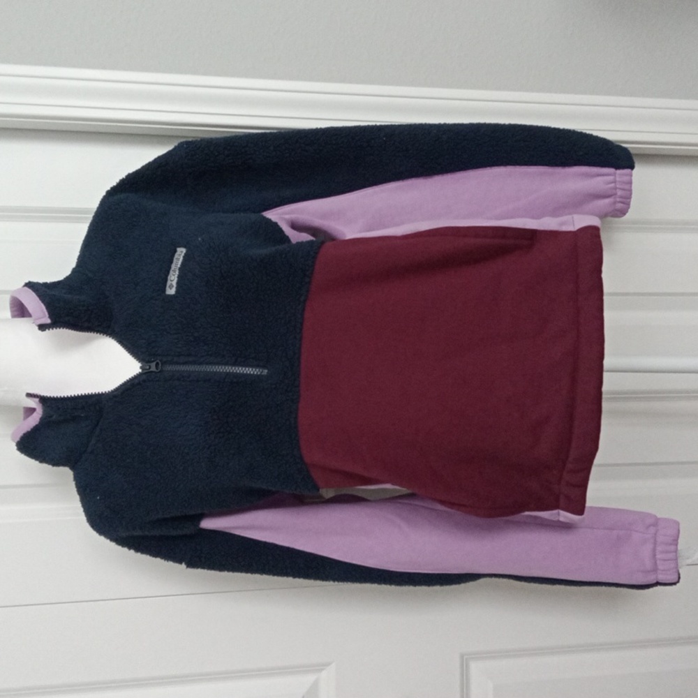 Skiers Columbia fleece half zip sweatshirt